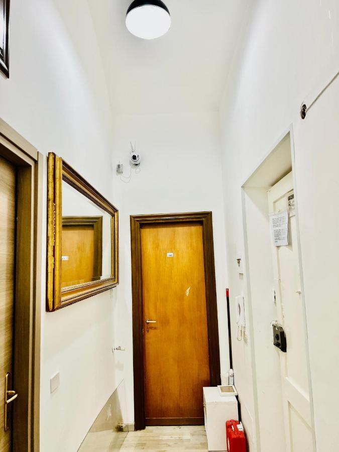 Roma Guest House ภายนอก รูปภาพ